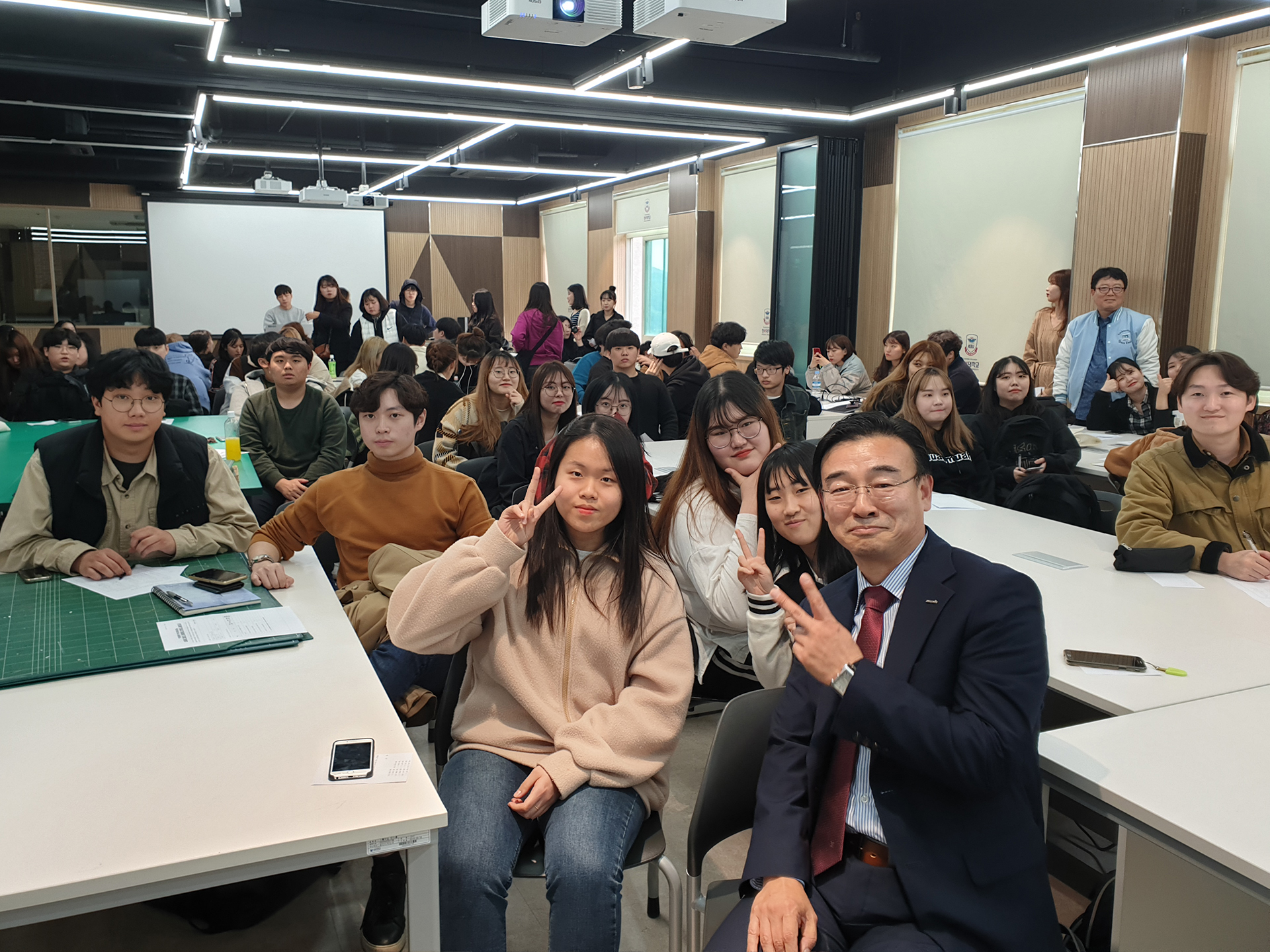 경복대학교 공간디학인학과 특강 진행3